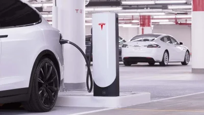 Voici comment Tesla "prédit" (et évite) les files d'attente aux Superchargeurs