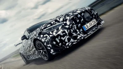 Mercedes en montre un peu plus sur sa prochaine voiture de performance extrême