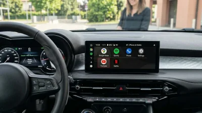 Android Auto évolue : YouTube et Netflix arrivent dans votre voiture