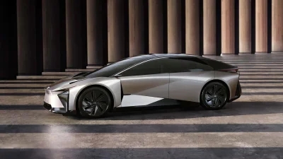 Lexus abandonne son projet de futur modèle phare électrique