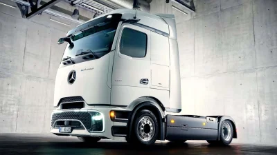 Mercedes élargit sa gamme de camions électriques avec une variante eActros Lowliner