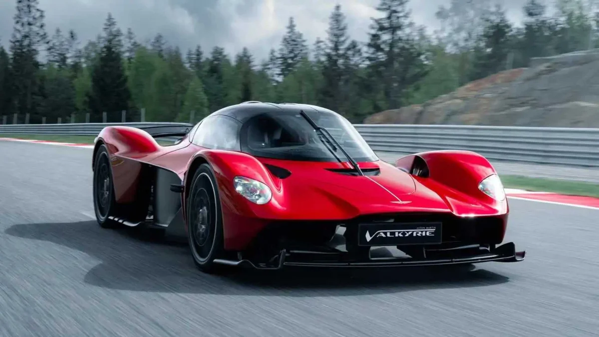 L’Aston Martin Valkyrie fait l'objet de l’un des rappels les plus insolites que nous ayons jamais vus