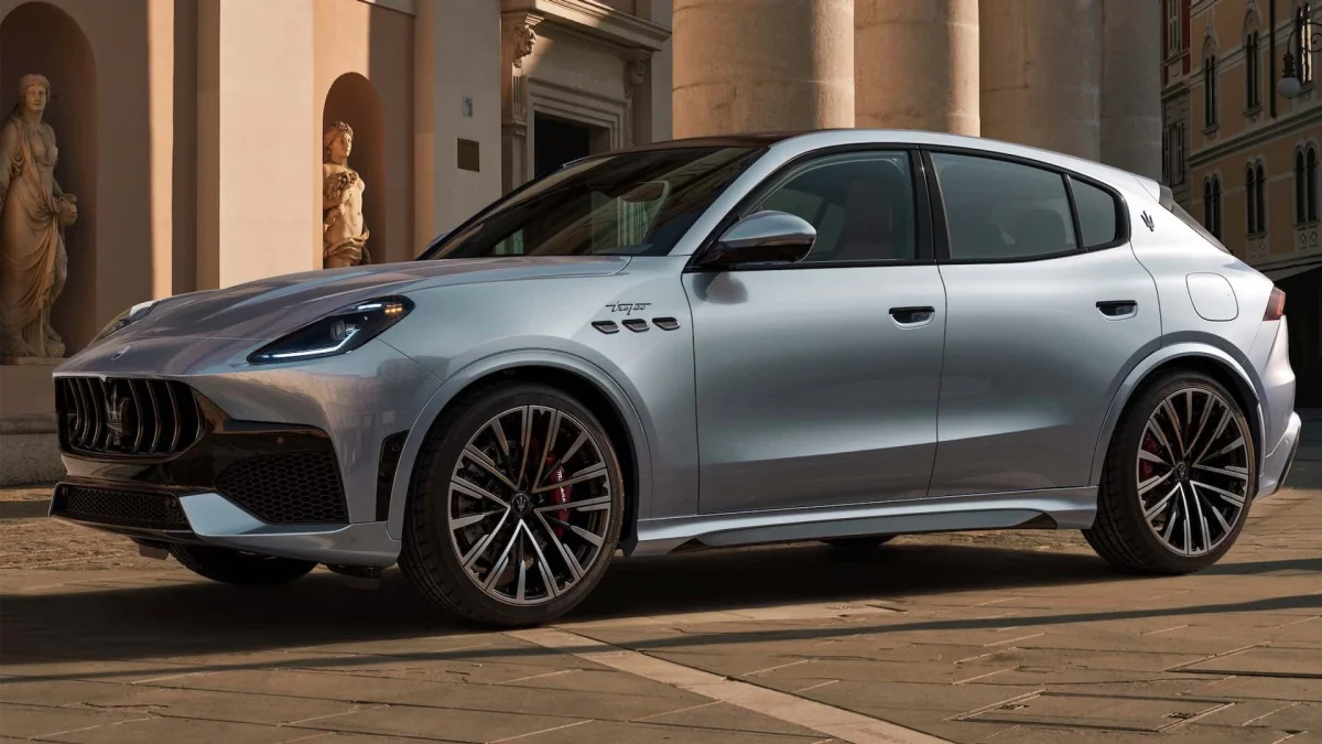 La nouvelle Maserati Grecale n’abandonne pas le V6 essence... au contraire