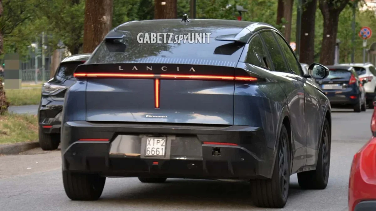La nouvelle Lancia Gamma se montre sur les routes