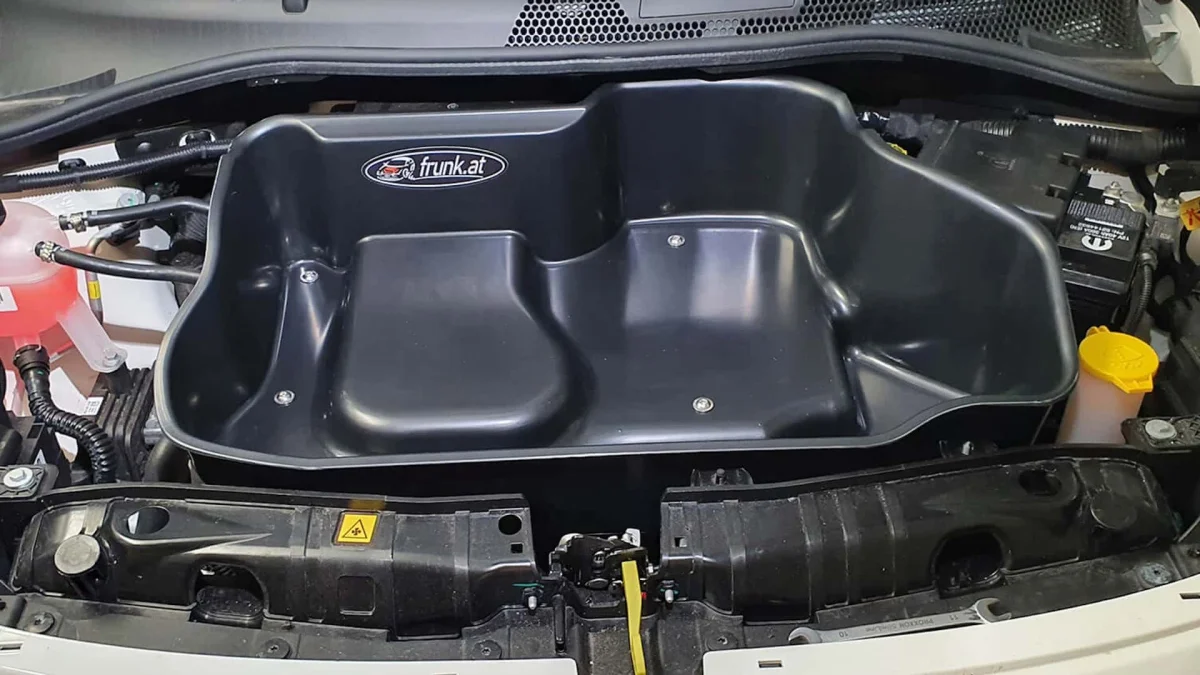 La voiture électrique n’a pas de frunk ? Voici la solution