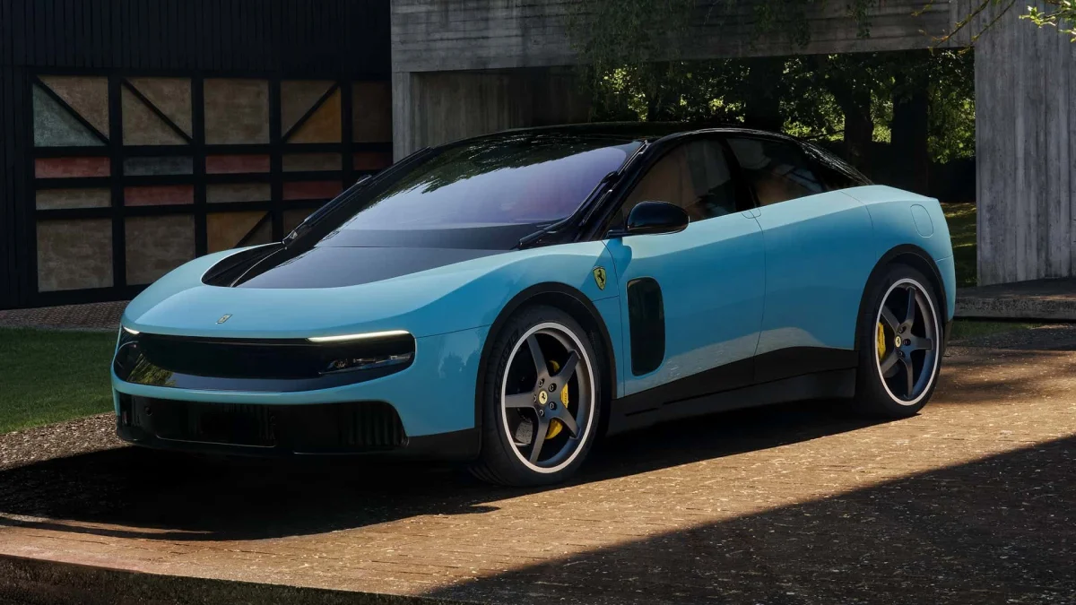La première voiture électrique de Ferrari serait en rupture de stock en Chine