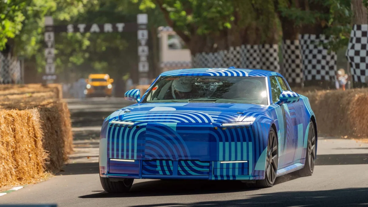 Voici comment se comporte la nouvelle Jaguar sur circuit
