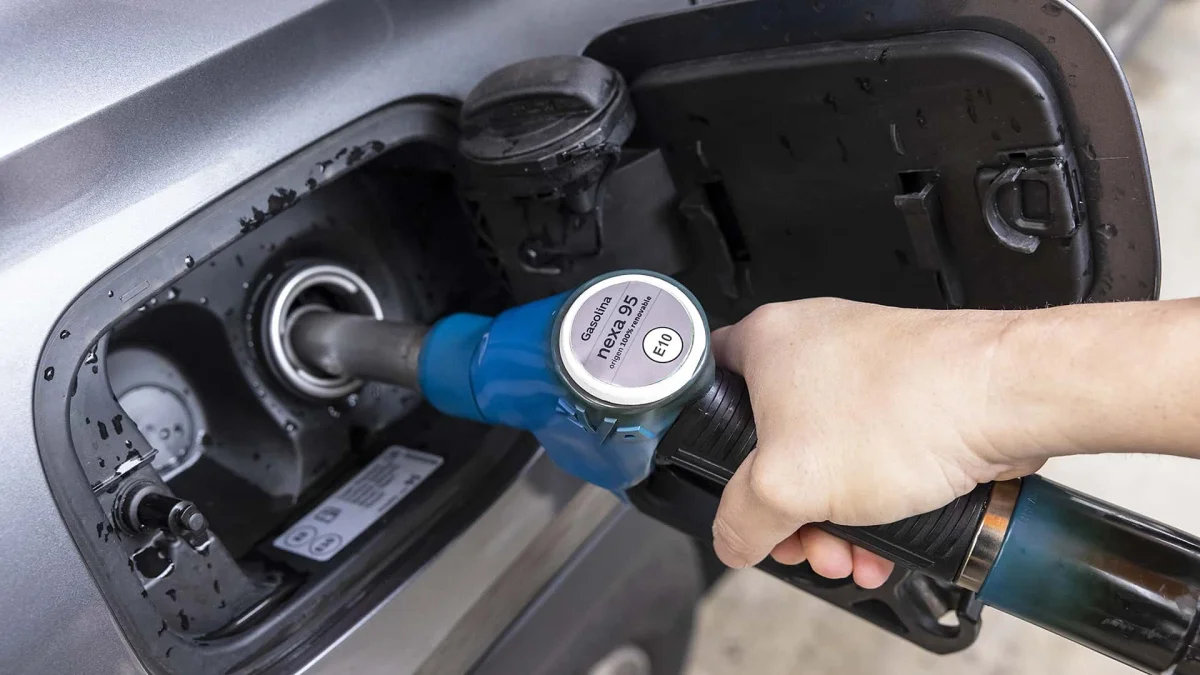 BMW et Toyota commencent à utiliser de l'essence 100 % renouvelable