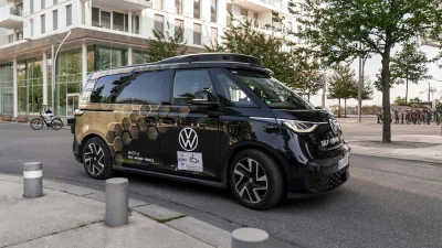 Le robotaxi européen prend forme : les essais démarrent à Hambourg