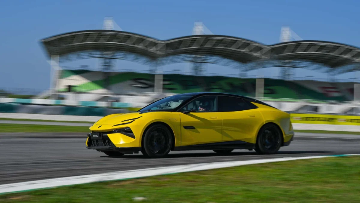 Lotus Emeya 900 bat un record à Sepang 