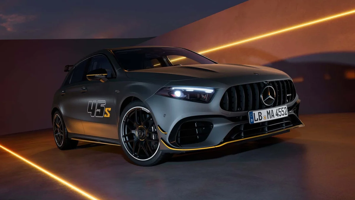 La Mercedes A 45 AMG nous dit donc adieu et nous quitte pour toujours