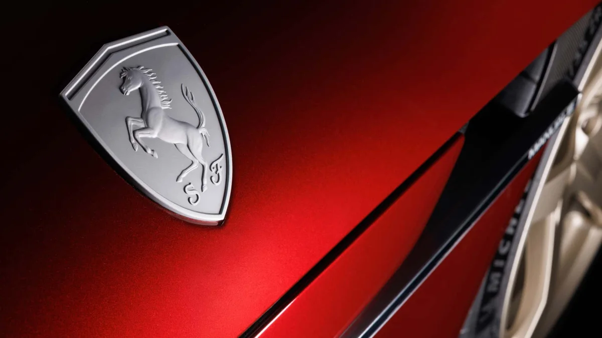 Ferrari ne se limite pas à l'électrique, avec de nouveaux modèles et des biocarburants