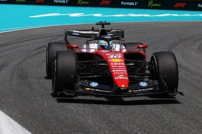 EL1 - Ferrari, McLaren et Verstappen dans le match, Mercedes en retrait
