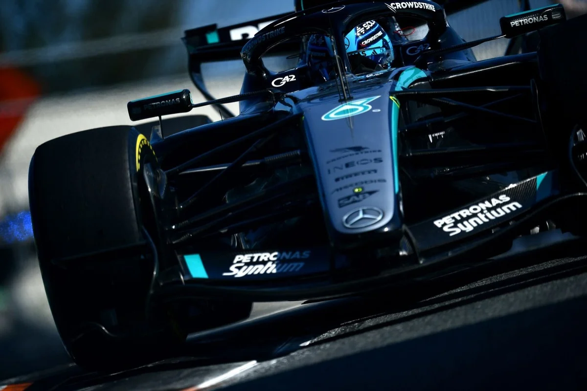 Russell s'en sort bien dans un GP difficile : "Je n'ai pas oublié comment piloter"