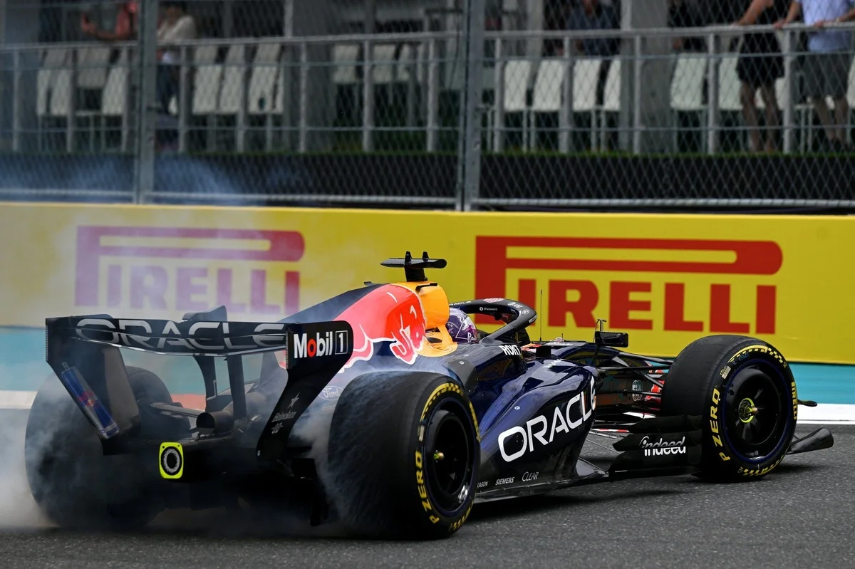 Verstappen ironise sur son départ "chaotique" : "Je pourrais faire du rallye"