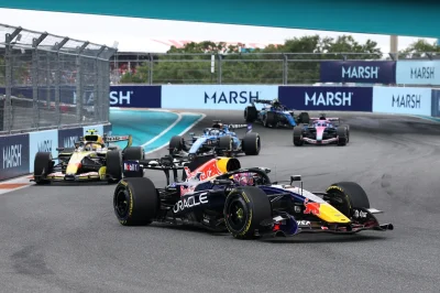 Pourquoi le cas Verstappen-Lawson remet (encore) sur le tapis un problème vieux de 20 ans