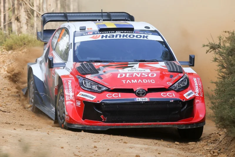 Solberg prend les commandes devant Fourmaux au Rallye du Portugal