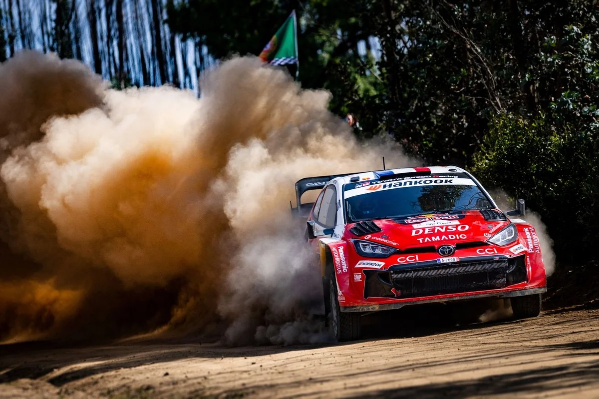 Sébastien Ogier toujours de boue au Rallye du Portugal !