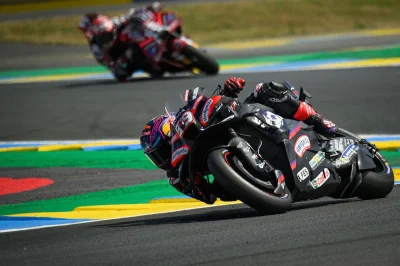 Martín retrouve la victoire et mène un triplé Aprilia au Mans !