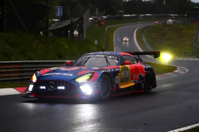 24H du Nürburgring : Verstappen en tête à six heures de l'arrivée