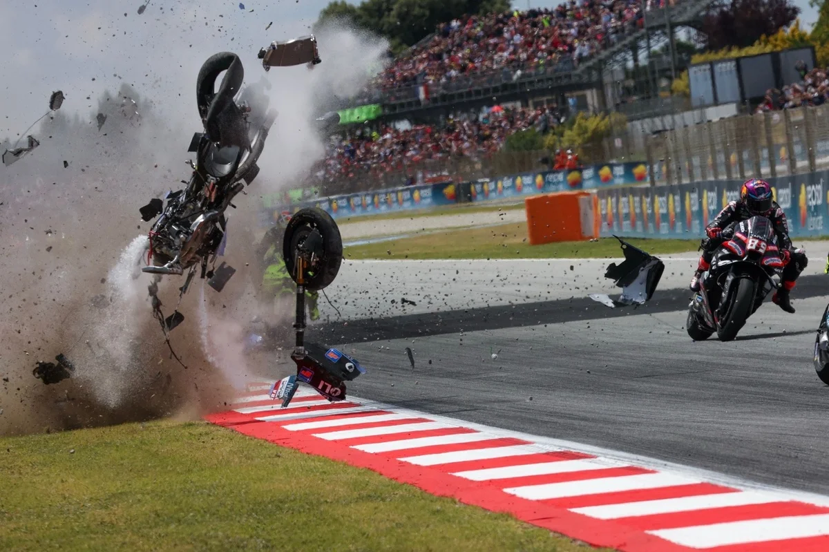 Deux fractures pour Álex Márquez, qui s'en sort miraculeusement bien
