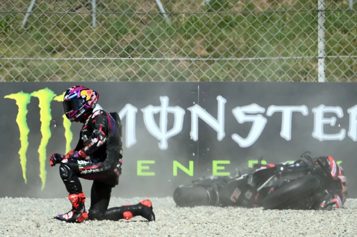 Aprilia détaille la sixième chute "énorme" de Jorge Martín à Barcelone