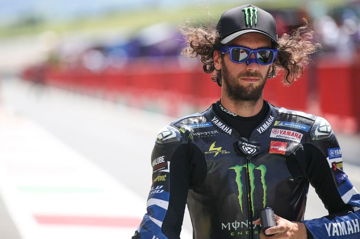 Rins : "Il reste encore quelques places en MotoGP, j'attends une réponse"
