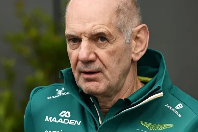 Newey de retour dans le paddock F1 sur fond de rumeurs d'hospitalisation