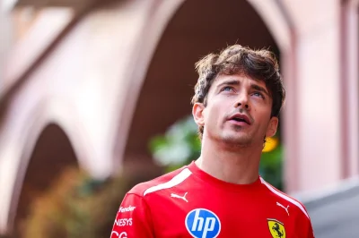 Leclerc assure n'avoir "jamais vraiment envisagé" de quitter Ferrari