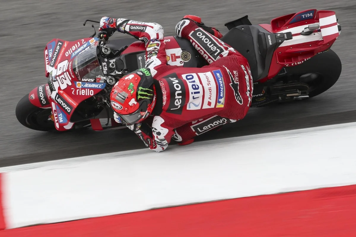 Bagnaia : "Ducati a perdu sa voie" mais "essaie" de la retrouver