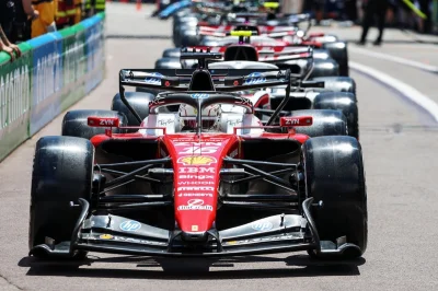 Russell : "Ferrari est clairement l'équipe à battre"