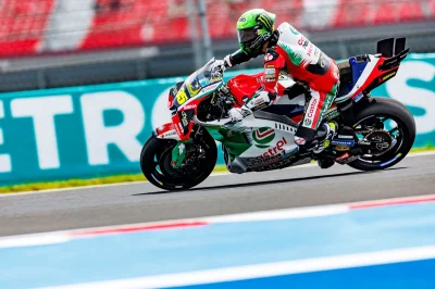 Cal Crutchlow encore distancé... mais encore au départ à Brno !