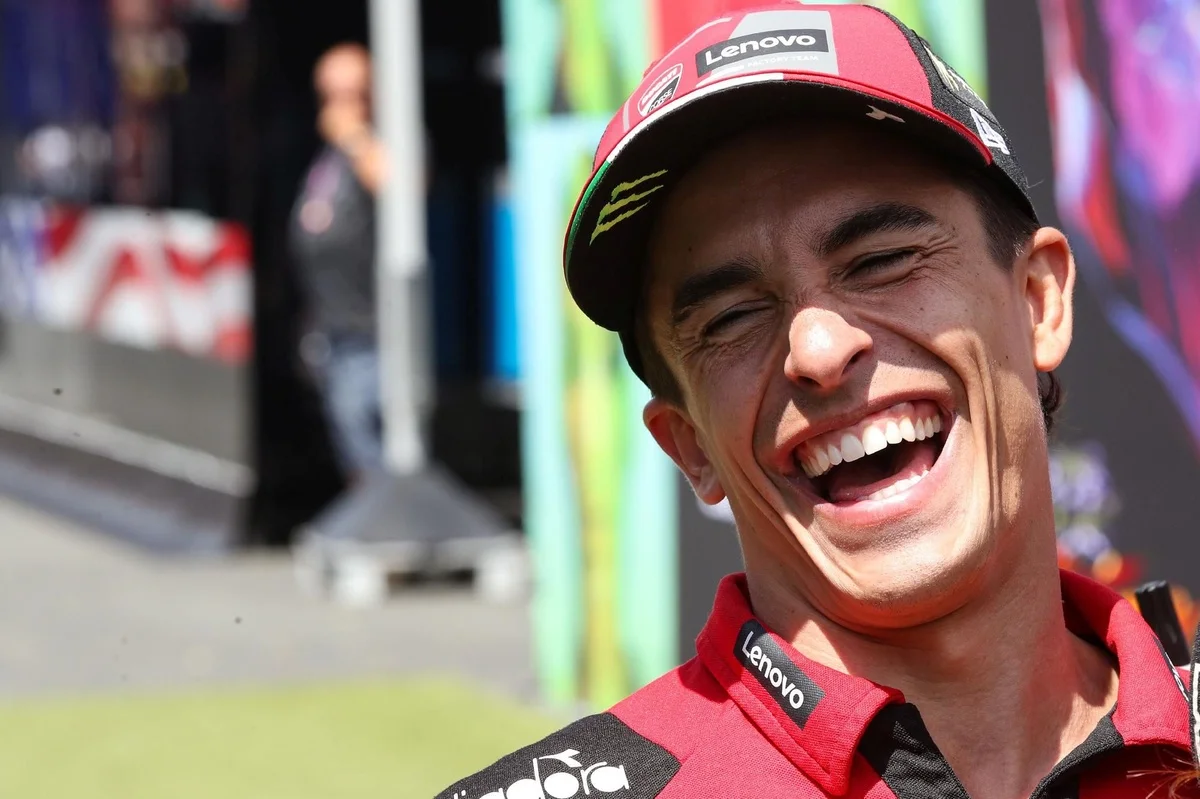 Márquez veut-il faire craquer Bezzecchi ? "Il n'aime pas la pression !"