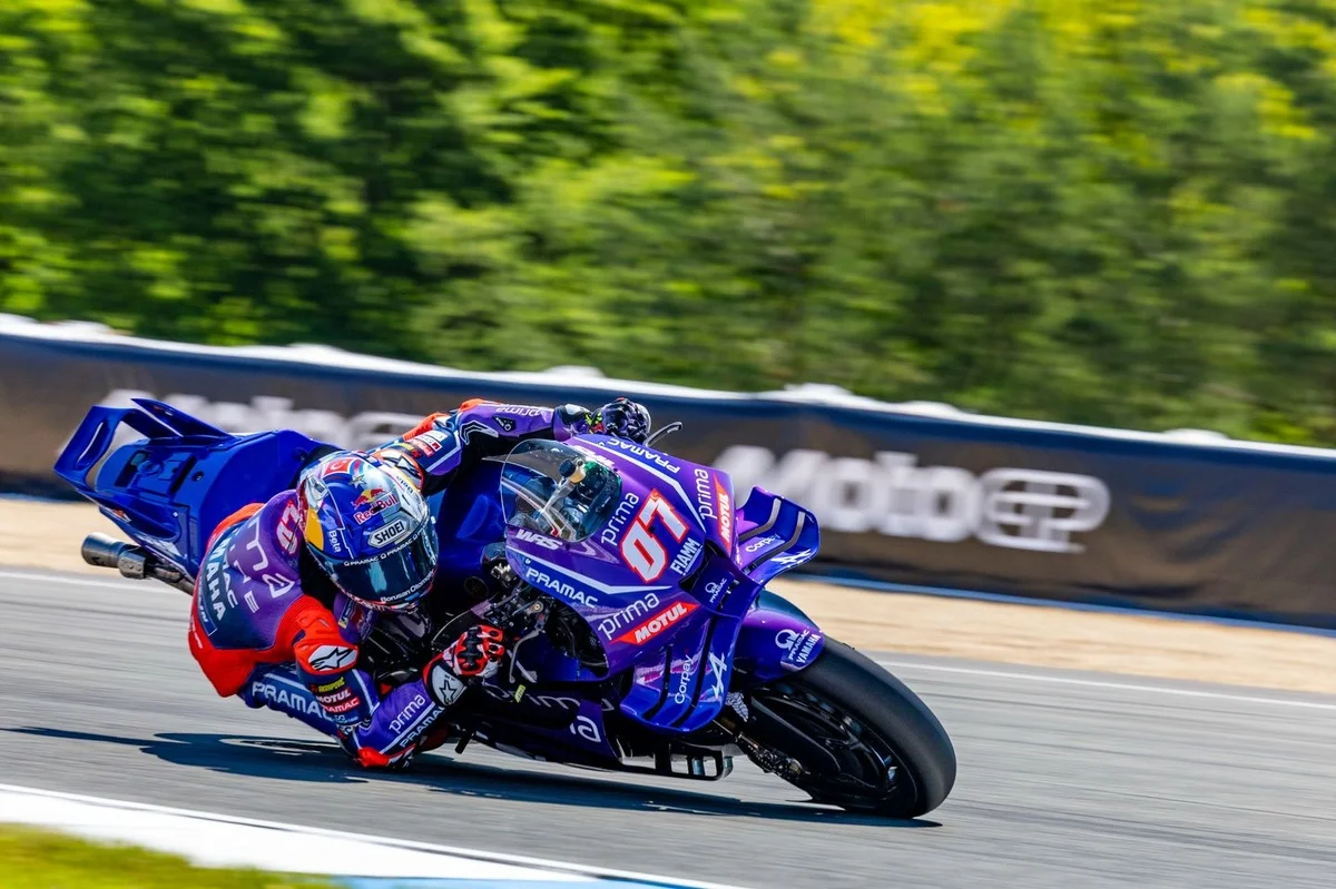 Razgatlioglu pénalisé sur la grille après la colère de Bastianini