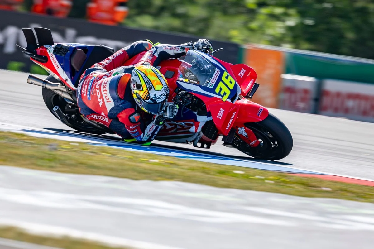 Mir surprend avec une course incisive... en gomme tendre