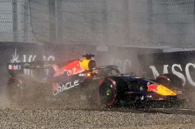 Crash de Verstappen : l'absence de double drapeau jaune pose question, la FIA s'explique