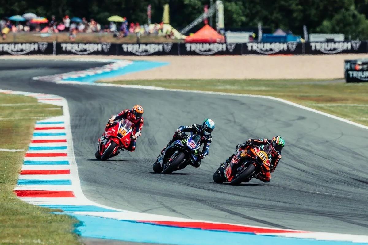 Brad Binder perd sa neuvième place à Assen