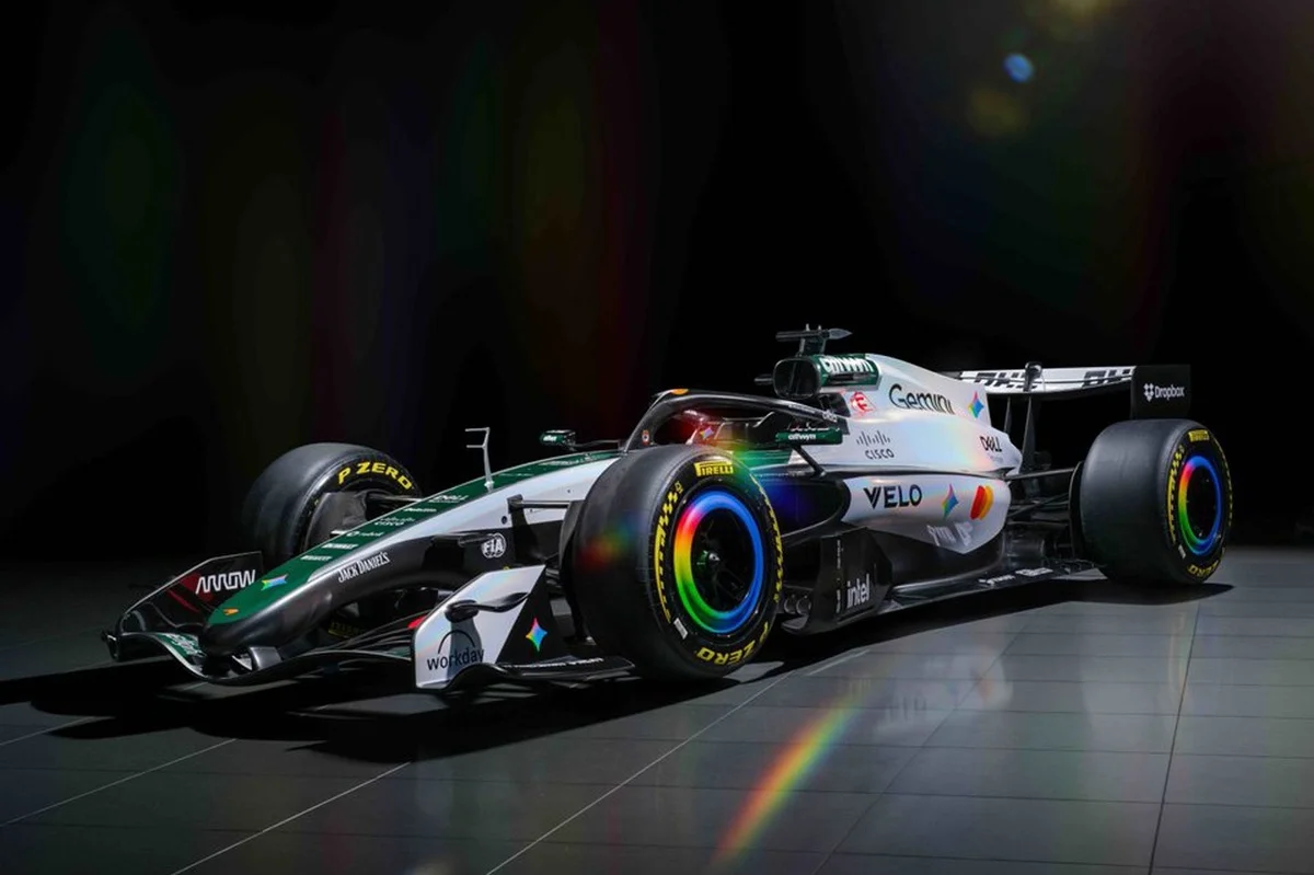 McLaren retrouve ses couleurs historiques à Silverstone !