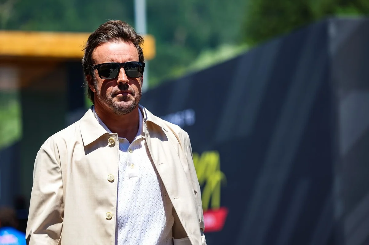 Alonso s'attend à un "triste" spectacle à Silverstone avec les F1 2026