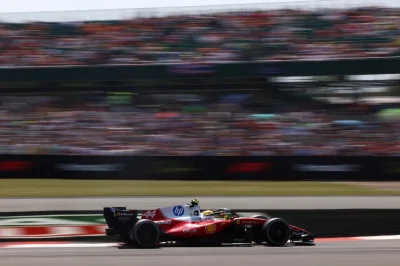 Hamilton surprend Antonelli pour 11 millièmes de secondes !