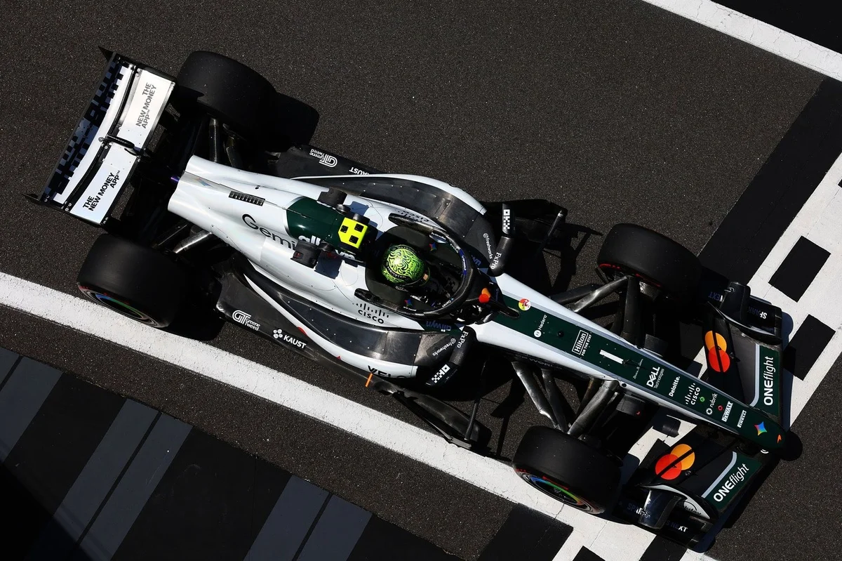 Pourquoi McLaren n'a pas la dernière version du moteur mercedes à Silverstone
