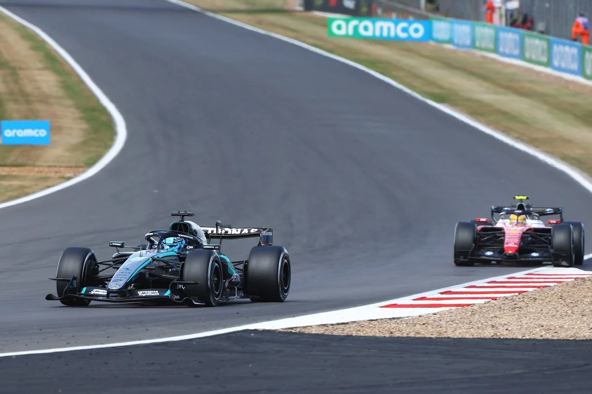 Hamilton s'interroge sur son arrêt sous Safety Car : "Je ne l'aurais pas fait"