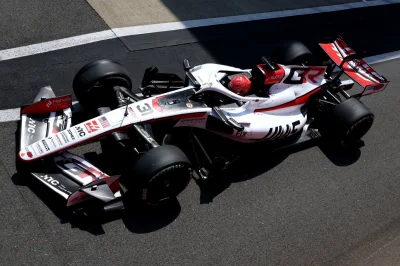Haas se rajoute des problèmes dans les stands