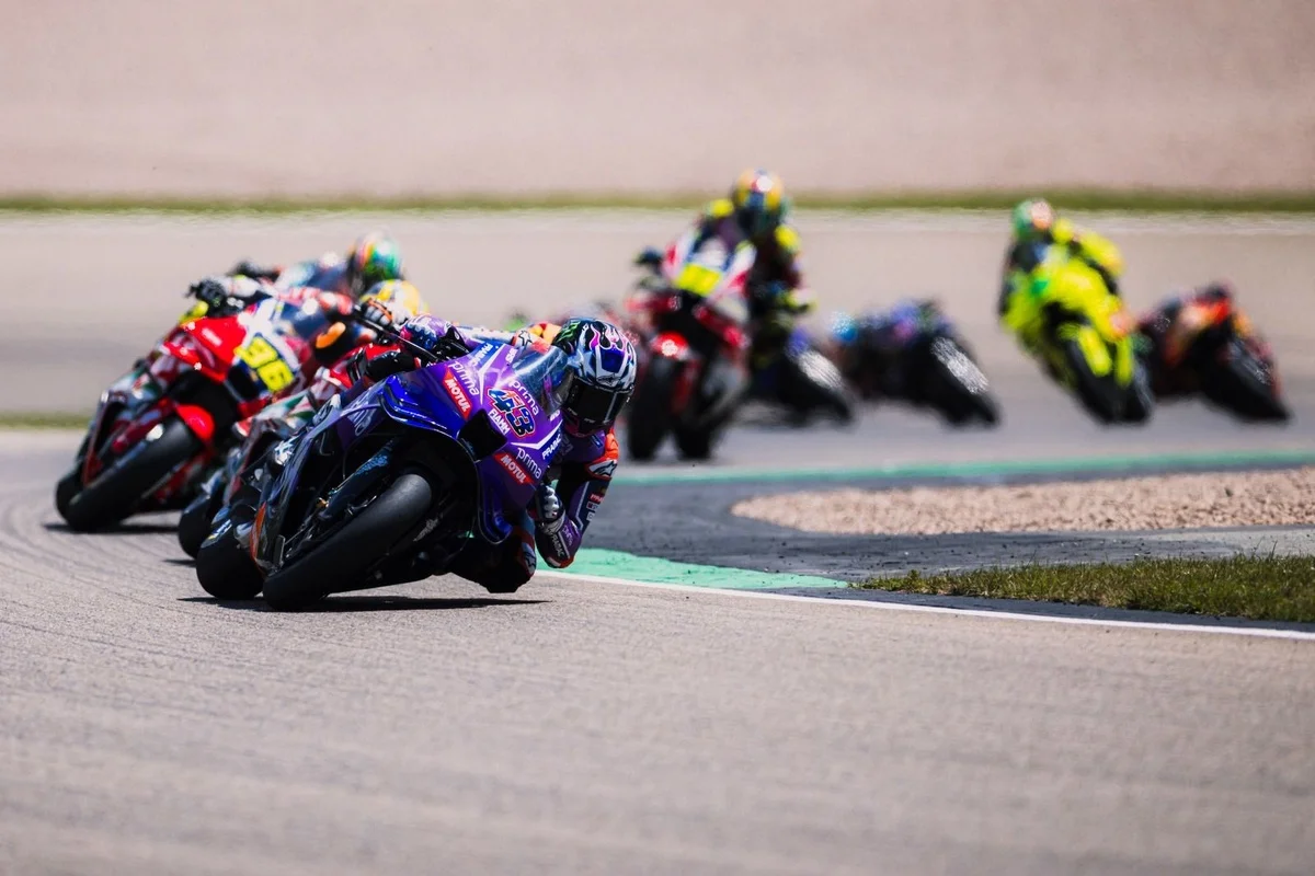 Le défi rébarbatif du Sachsenring : "Un peu notre Monaco, mais en Allemagne de l'Est"