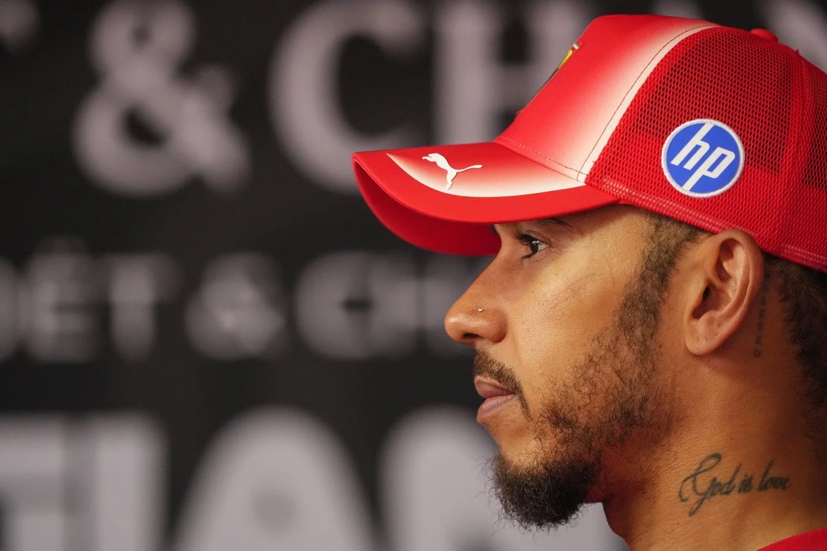De pilote "inutile" à candidat au titre : Hamilton savoure son rebond après 2025
