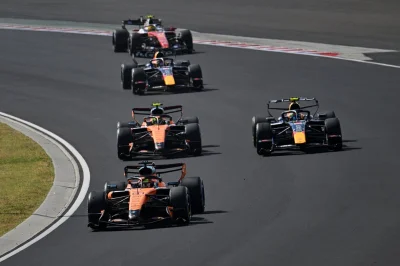 Hadjar a dû aider Verstappen : "J'ai vite compris quand ils m'ont laissé en piste..."