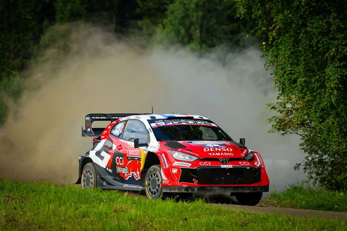 Gros accident pour Ogier, la 17e spéciale du Rallye de Finlande interrompue