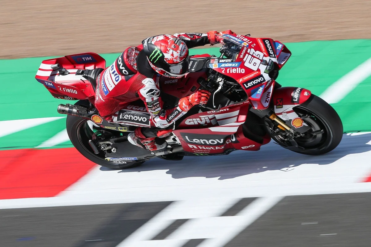 Bagnaia : "Álex Márquez est devenu le pilote de référence chez Ducati"