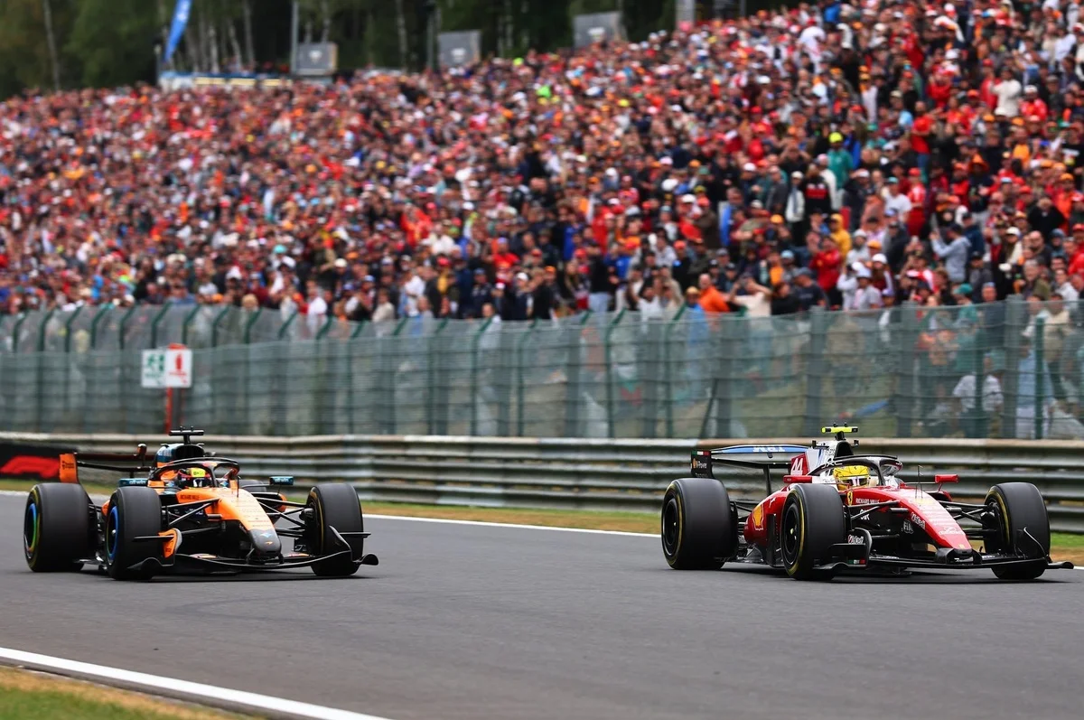 McLaren a réalisé trop tard l'opportunité offerte par l'aileron arrière de Ferrari