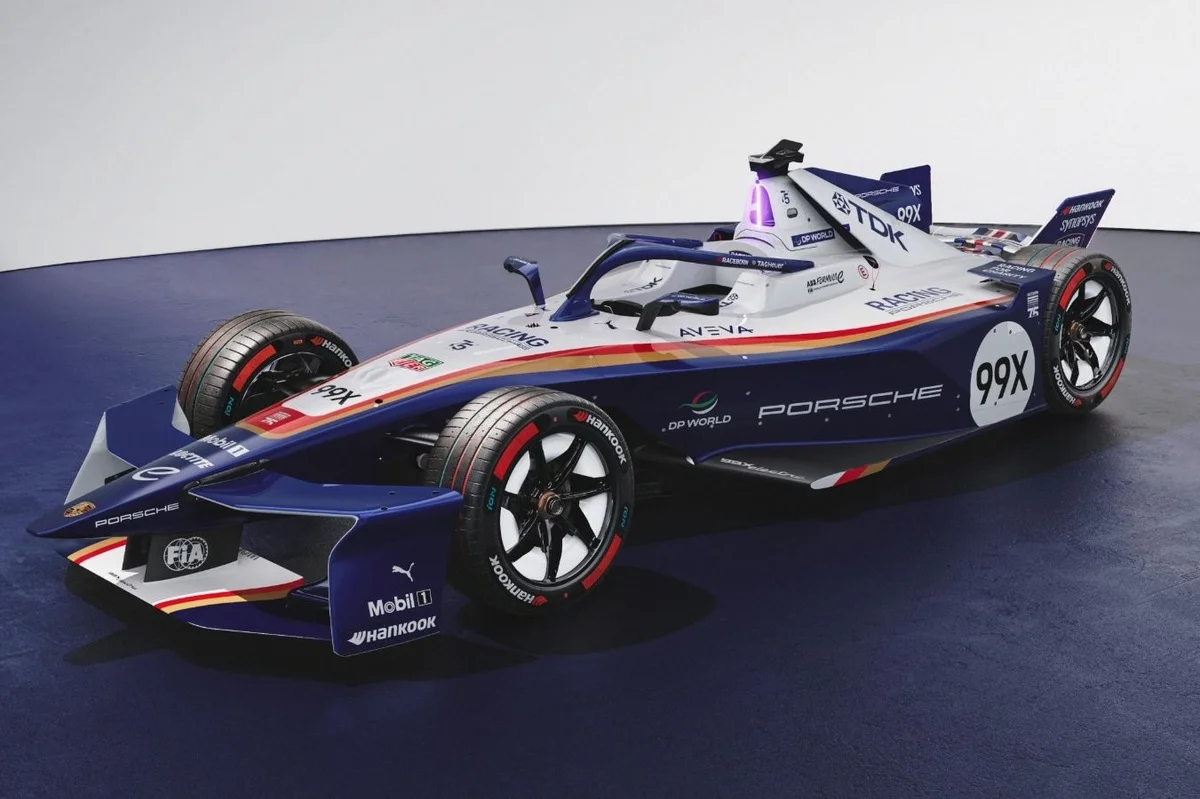 Porsche arbore une livrée mythique des années 80 pour la finale de sa Gen3